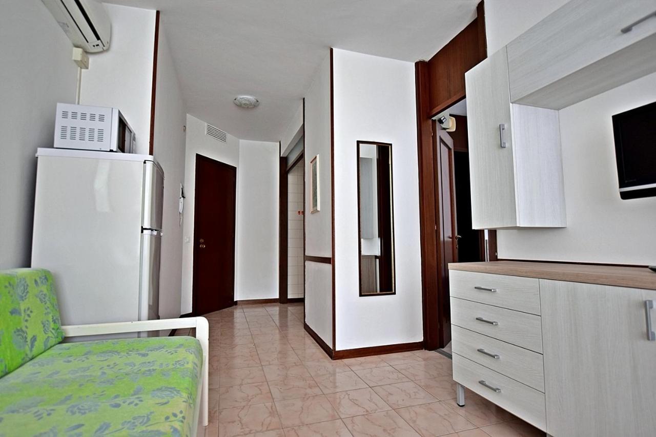 Condominio Luna 1 Λινιάνο Σαμπιαντόρο Εξωτερικό φωτογραφία